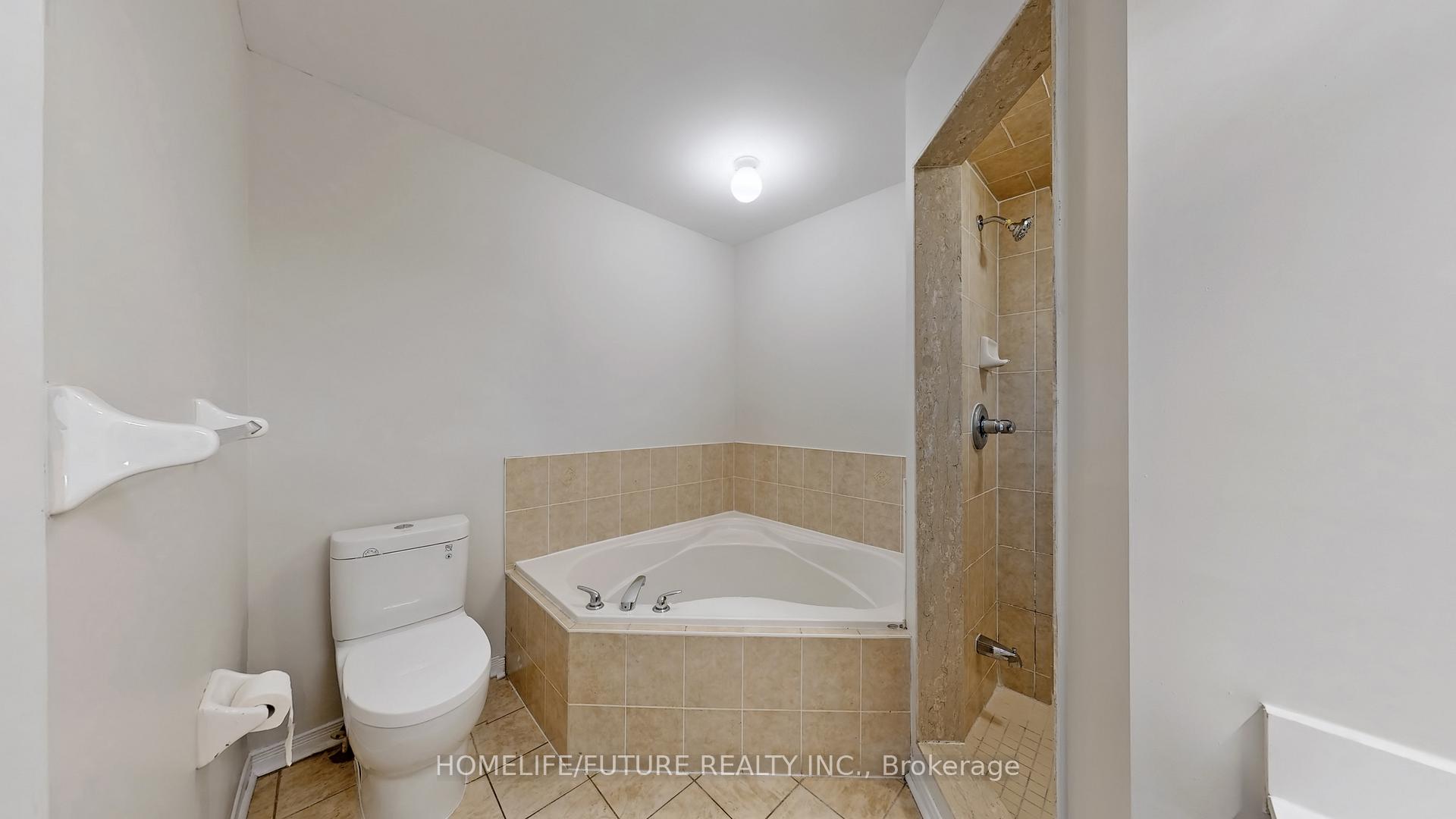 Photo 33 of 10 Quailvalley Drive, Brampton, Sandringham-Wellington — HOMEH