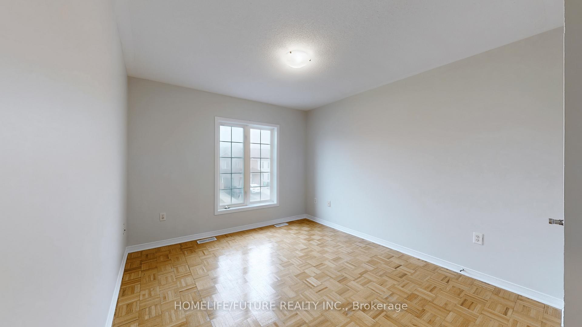 Photo 24 of 10 Quailvalley Drive, Brampton, Sandringham-Wellington — HOMEH