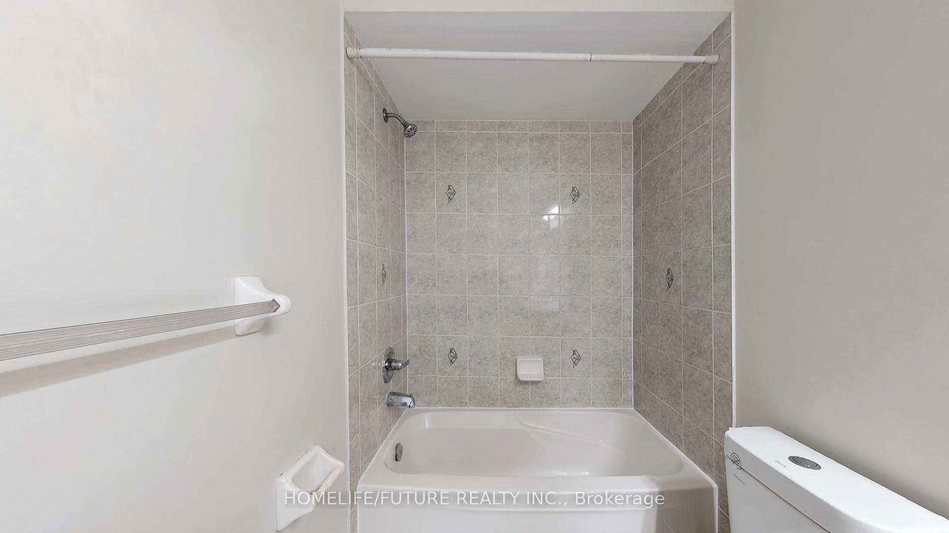 Photo 36 of 10 Quailvalley Drive, Brampton, Sandringham-Wellington — HOMEH