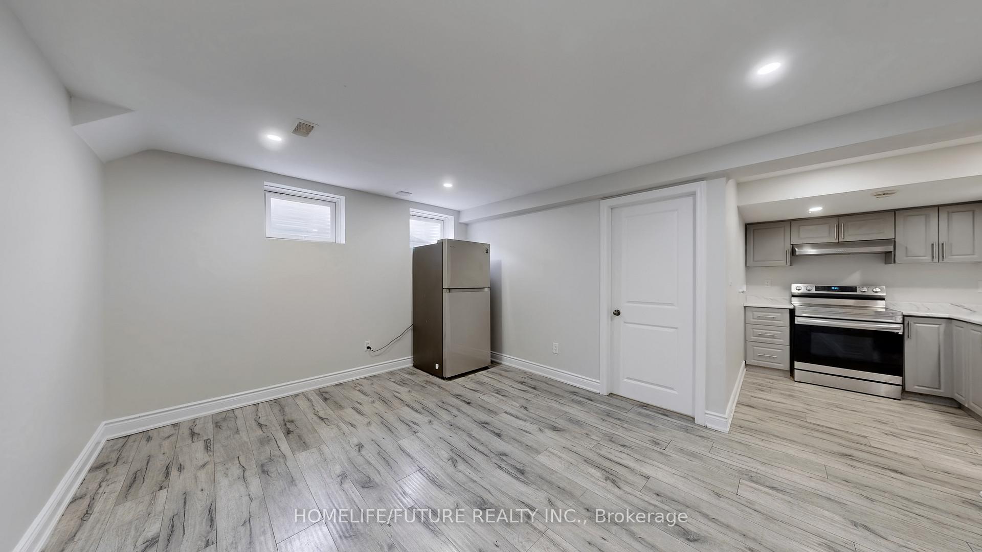 Photo 35 of 10 Quailvalley Drive, Brampton, Sandringham-Wellington — HOMEH