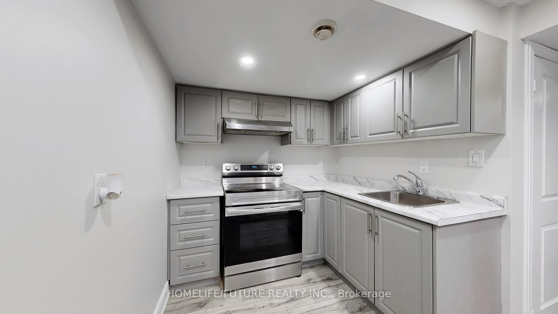 Photo 39 of 10 Quailvalley Drive, Brampton, Sandringham-Wellington — HOMEH