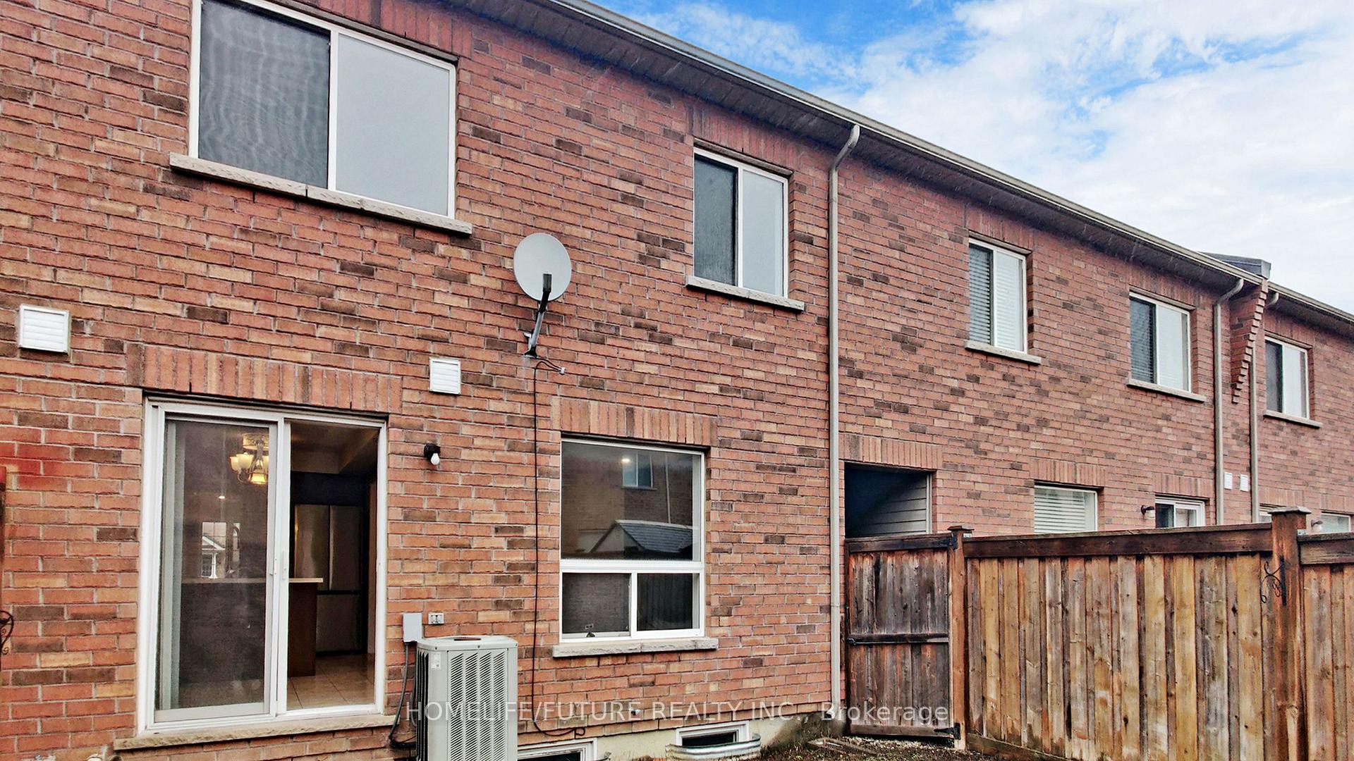 Photo 48 of 10 Quailvalley Drive, Brampton, Sandringham-Wellington — HOMEH