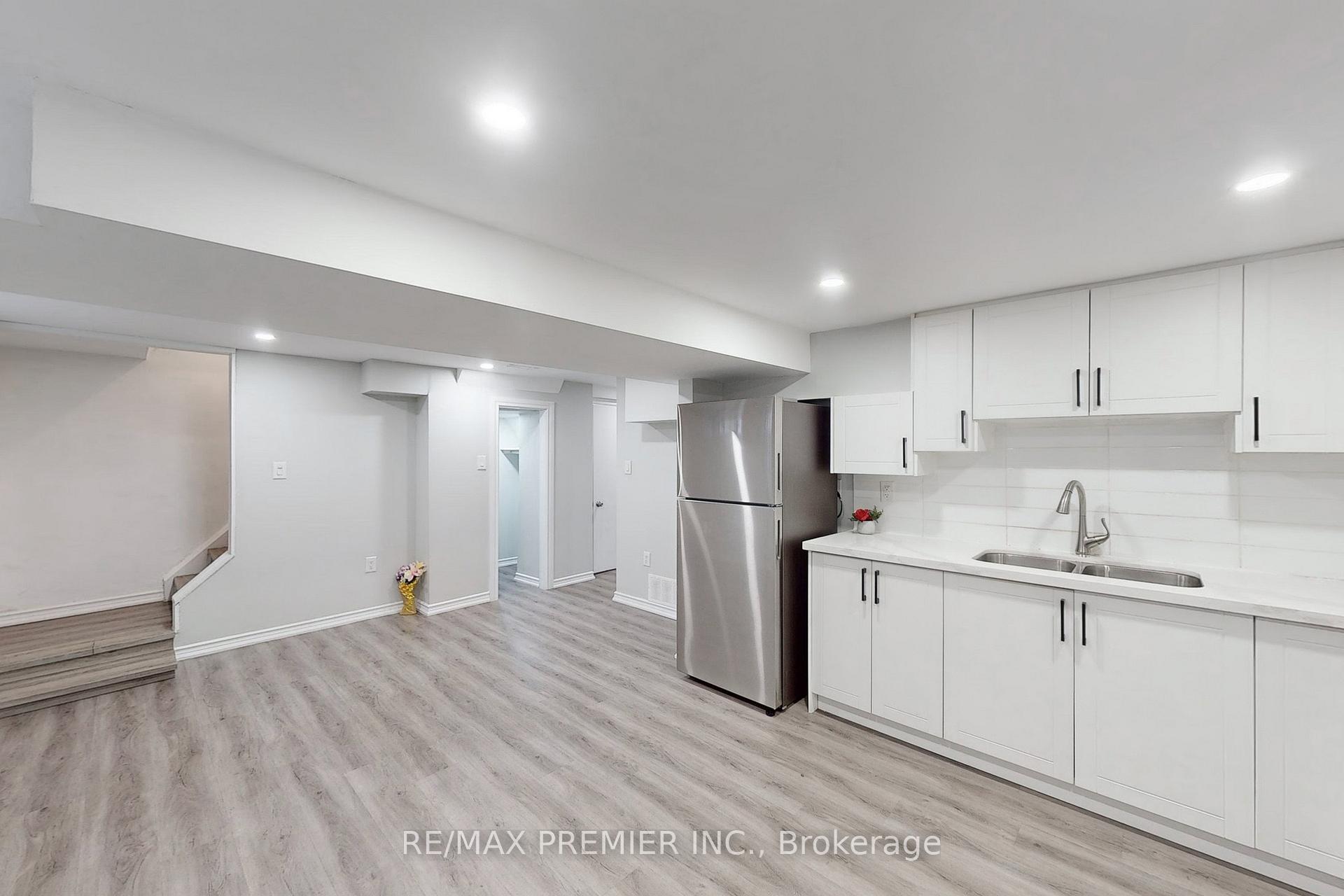 Photo 19 of 3 Gretna Drive, Brampton, Northwood Park — HOMEH