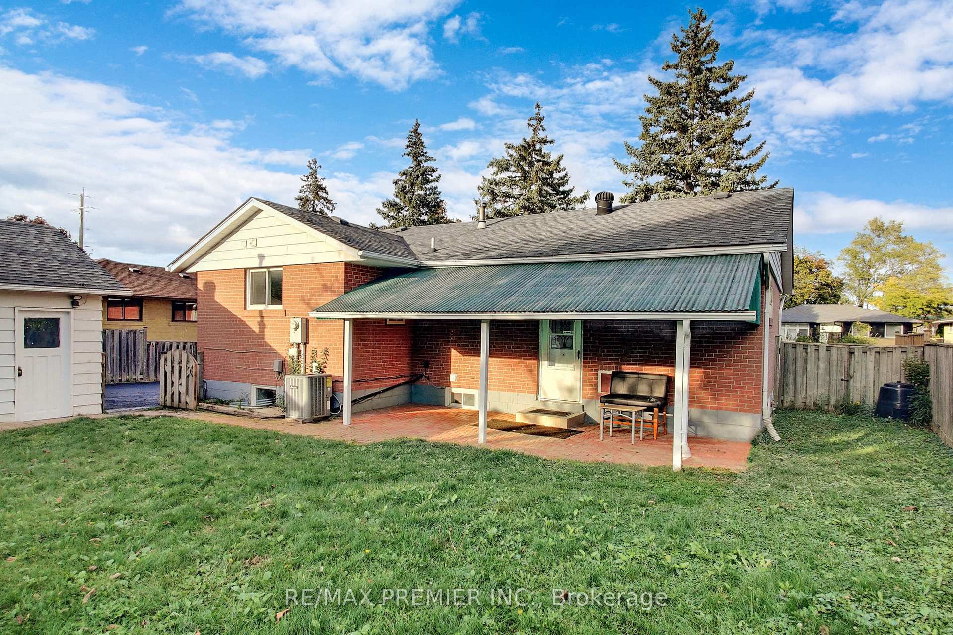 Photo 29 of 3 Gretna Drive, Brampton, Northwood Park — HOMEH