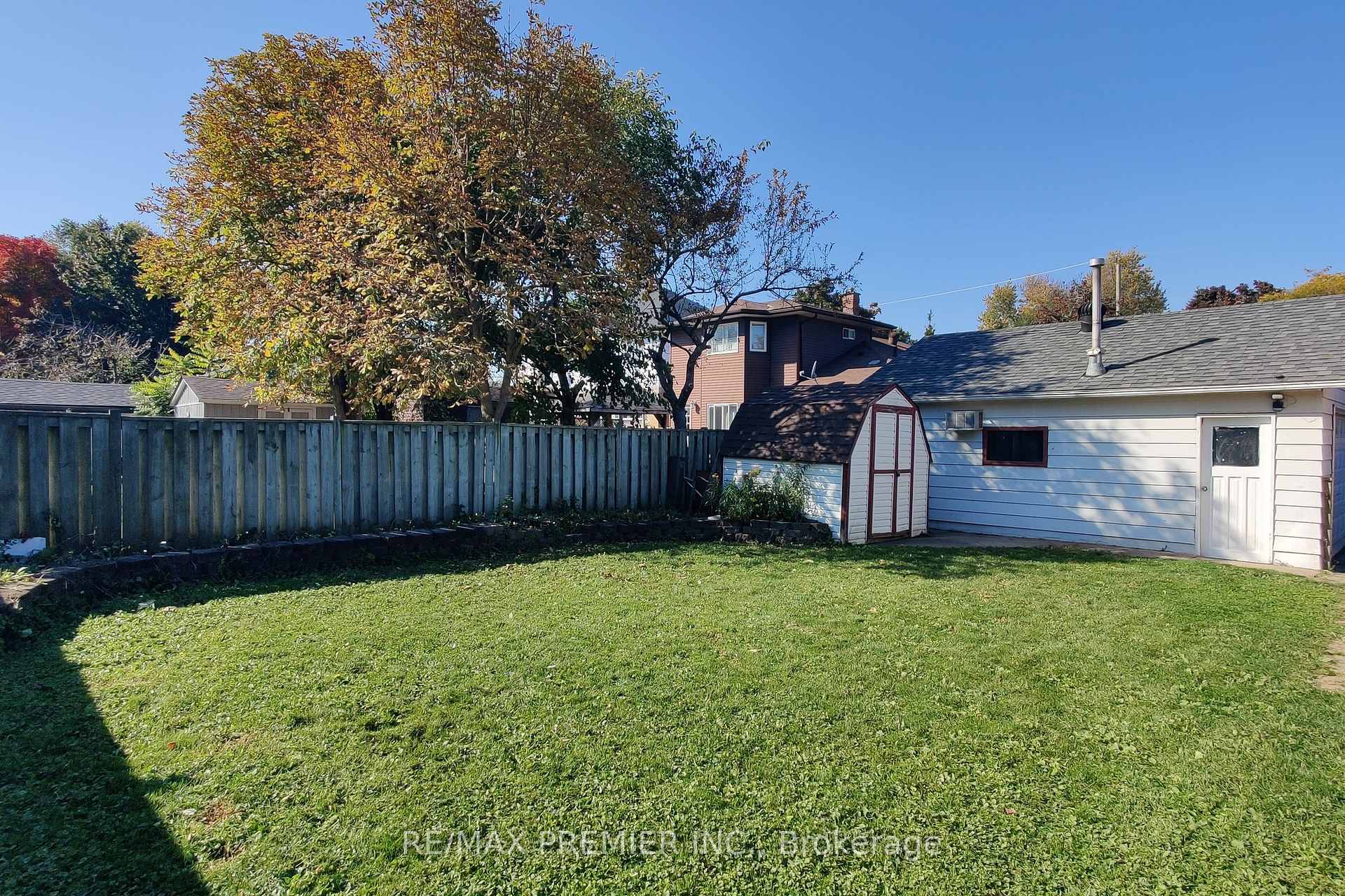 Photo 36 of 3 Gretna Drive, Brampton, Northwood Park — HOMEH