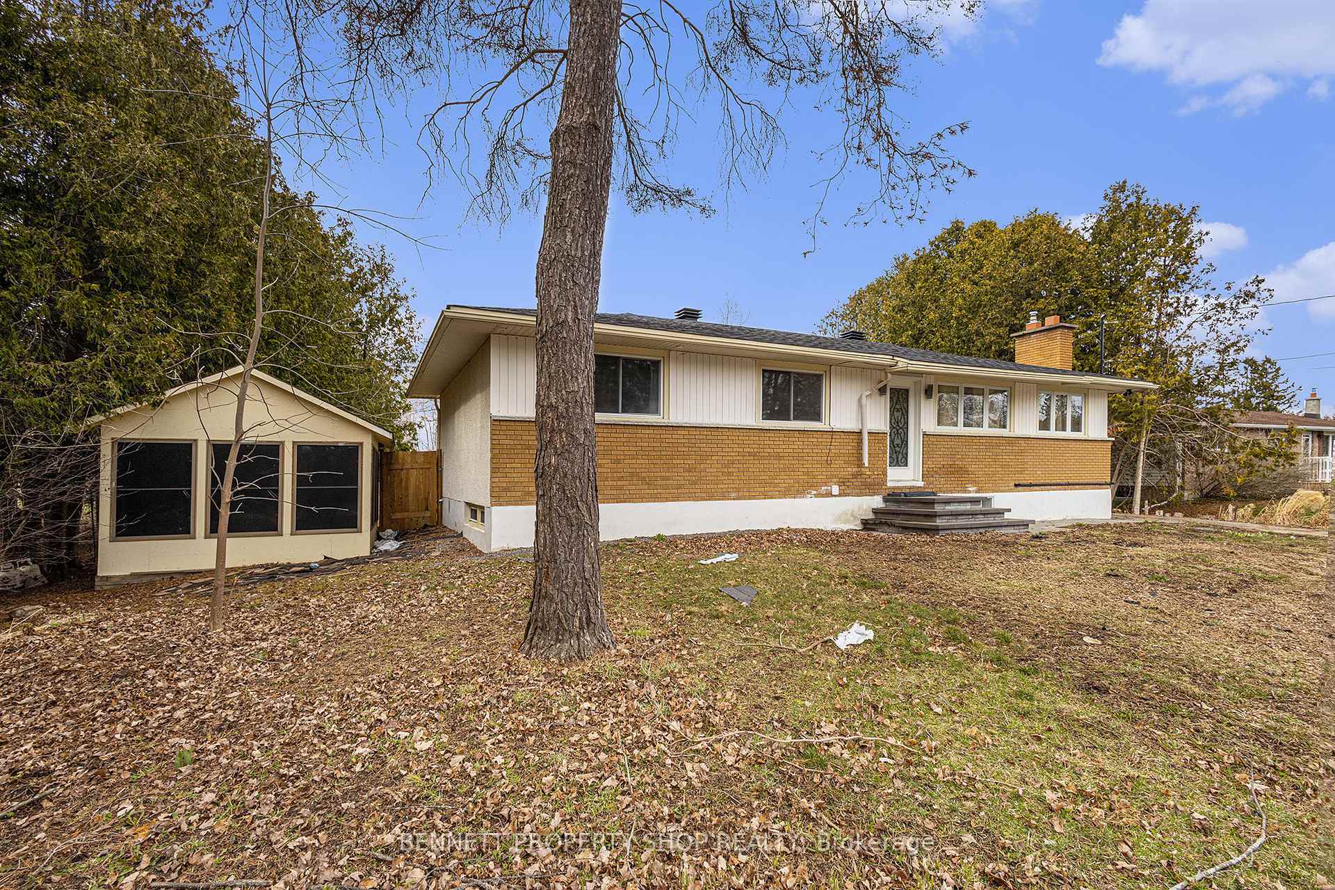 Photo 1 of 6723 Cedar Acres Drive, Ottawa, Greely — HOMEH