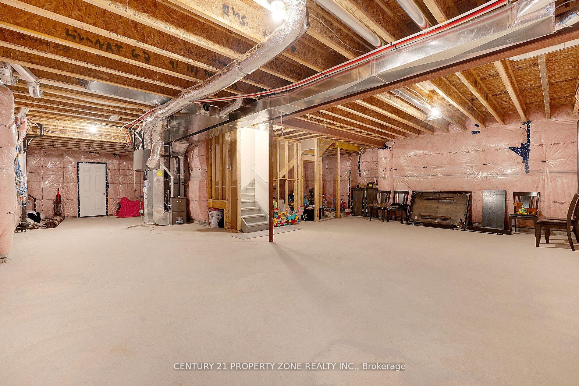 Photo 35 of 20 Ingalls Avenue, Brantford — HOMEH