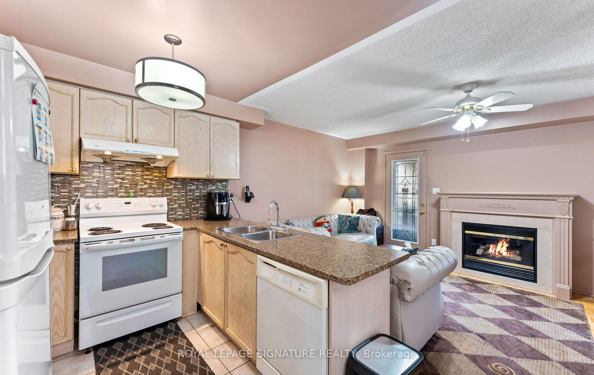 Photo 16 of 53 National Pine Drive, Vaughan, Vellore Village — HOMEH