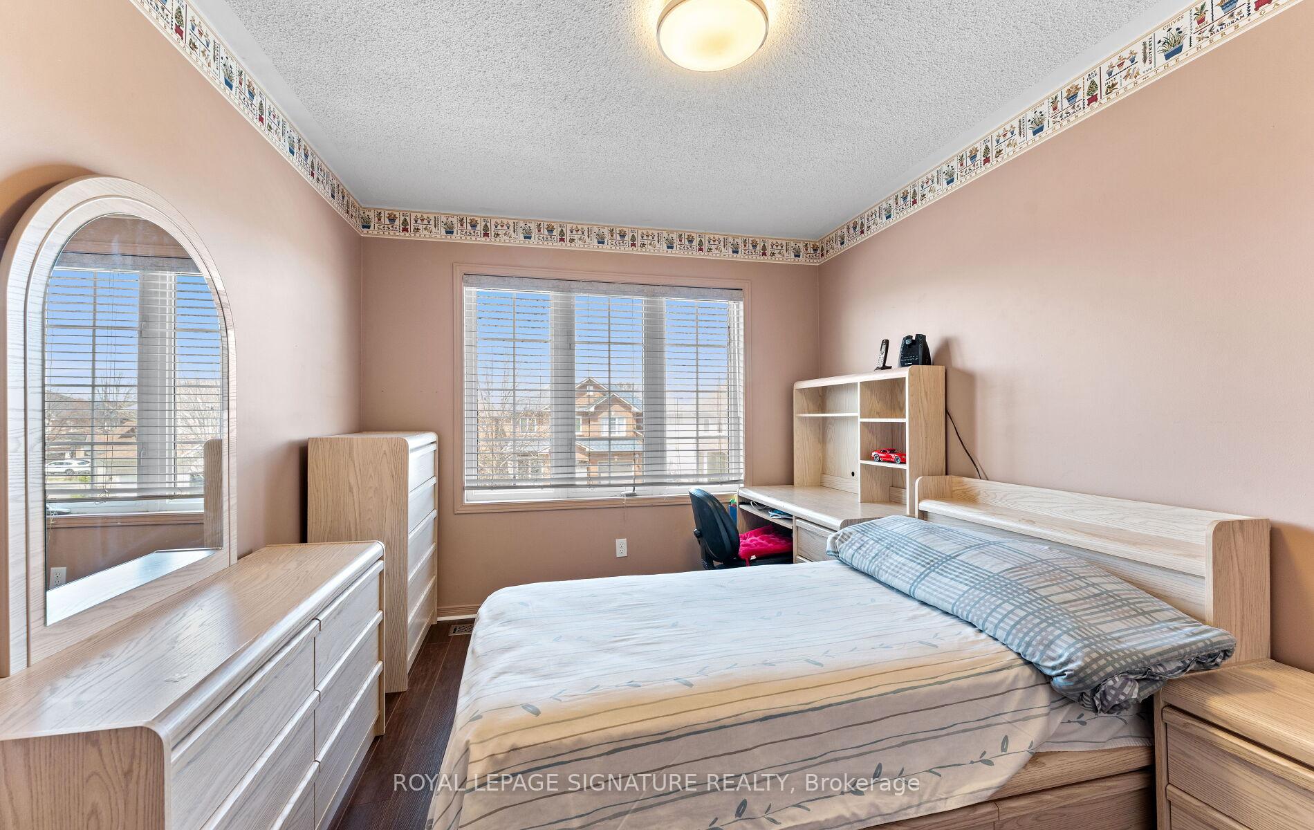 Photo 28 of 53 National Pine Drive, Vaughan, Vellore Village — HOMEH