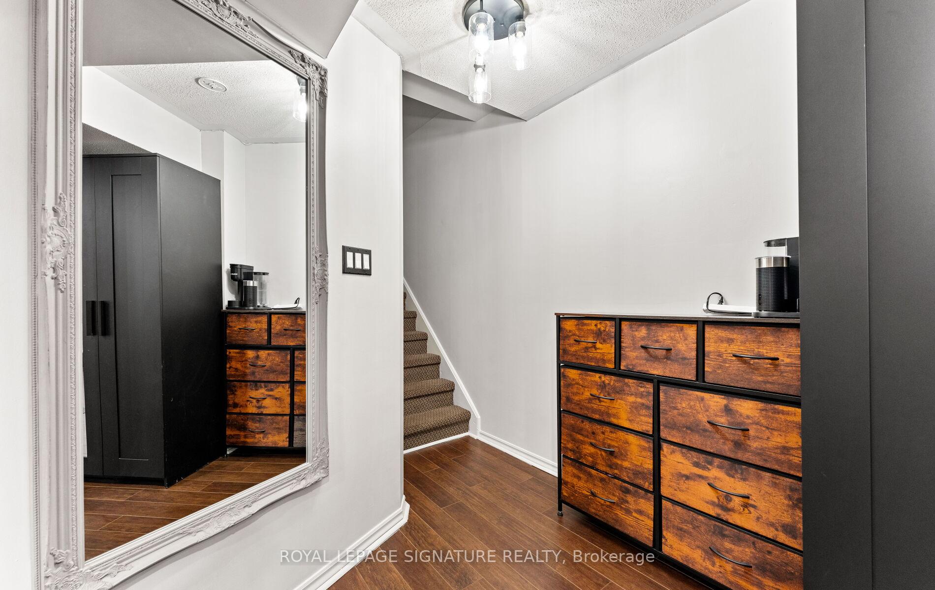 Photo 39 of 53 National Pine Drive, Vaughan, Vellore Village — HOMEH