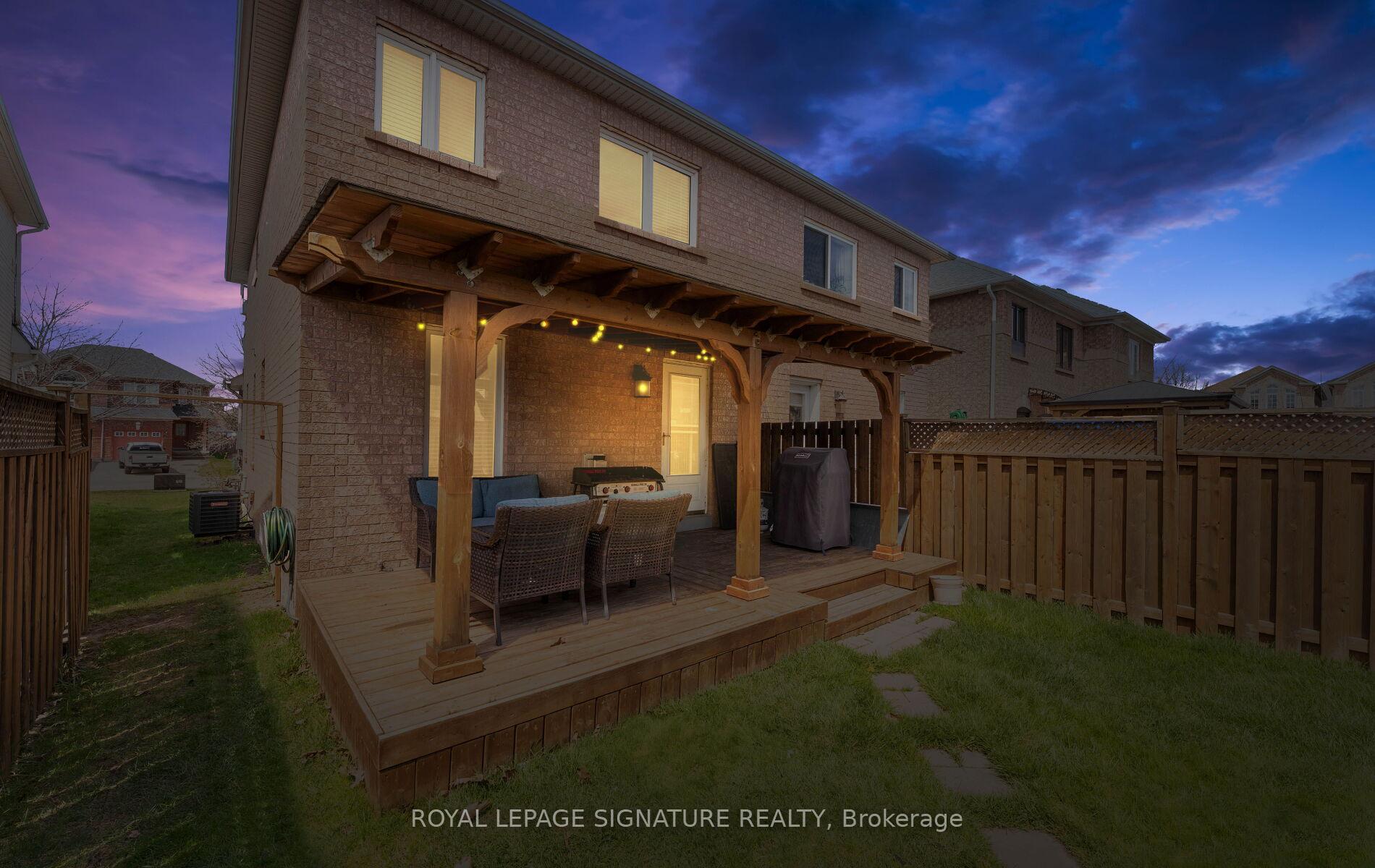 Photo 47 of 53 National Pine Drive, Vaughan, Vellore Village — HOMEH