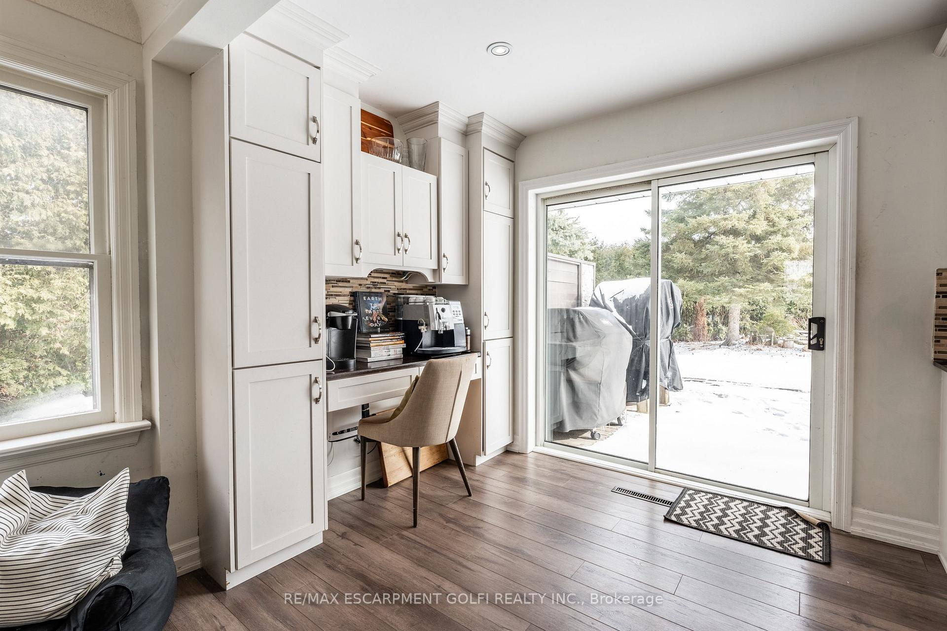 Photo 11 of 878 Alexander Road, Hamilton, Ancaster — HOMEH