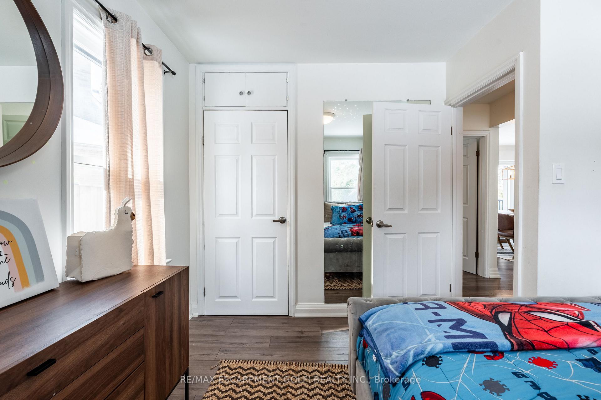 Photo 21 of 878 Alexander Road, Hamilton, Ancaster — HOMEH