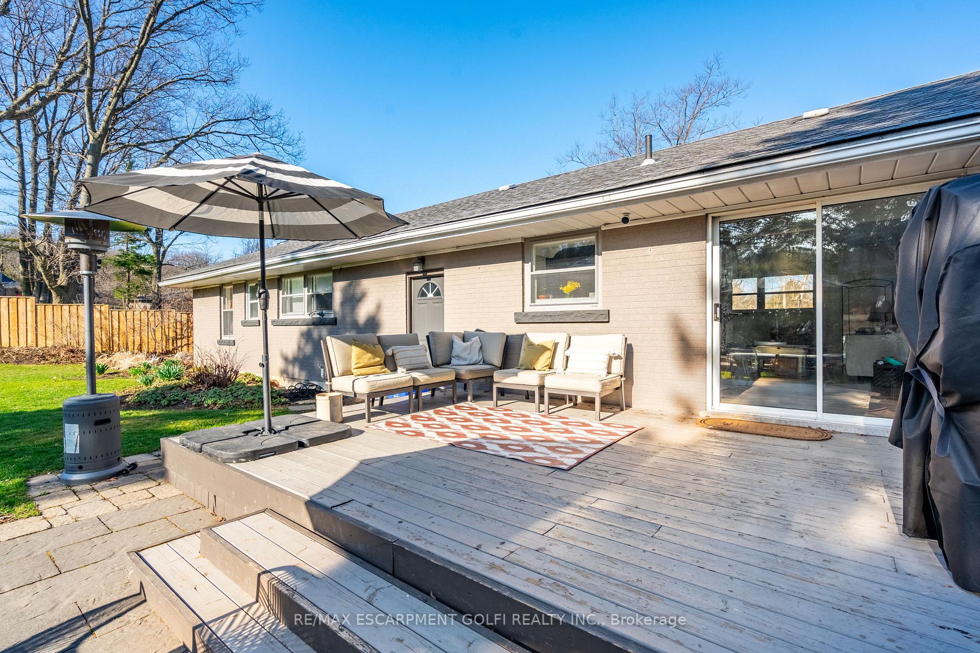 Photo 27 of 878 Alexander Road, Hamilton, Ancaster — HOMEH