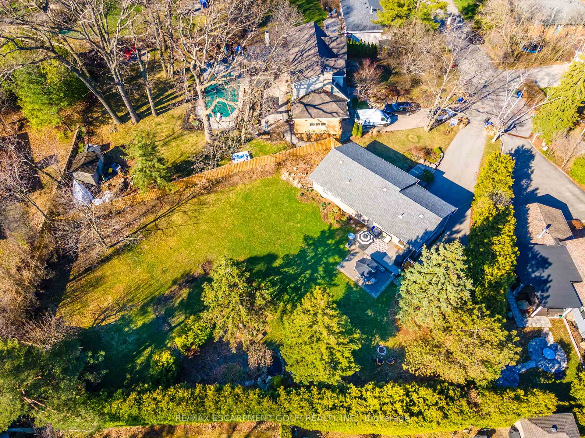 Photo 33 of 878 Alexander Road, Hamilton, Ancaster — HOMEH
