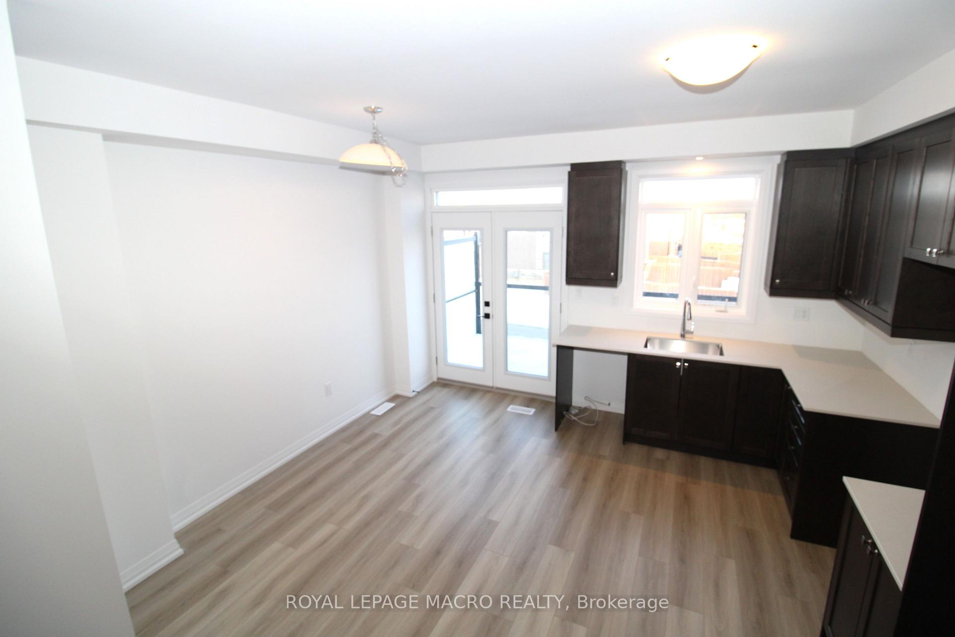 Photo 6 of Unit 93, 55 Tom Brown Drive, Brant, Paris — HOMEH