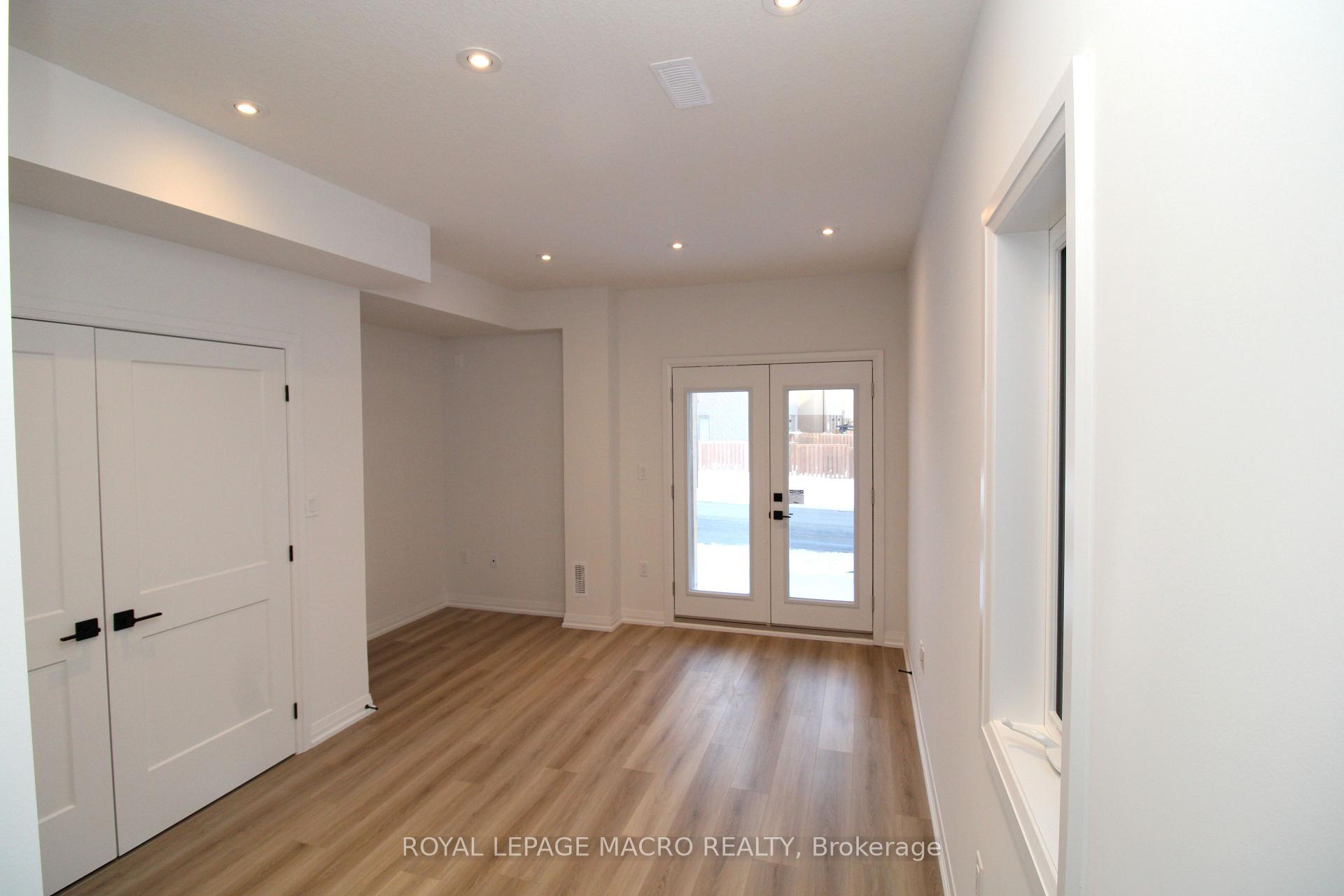 Photo 8 of Unit 93, 55 Tom Brown Drive, Brant, Paris — HOMEH