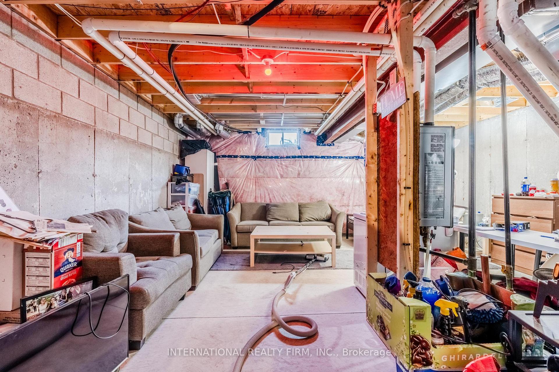 Photo 30 of 155 Aquasanta Crescent, Hamilton, Ryckmans — HOMEH
