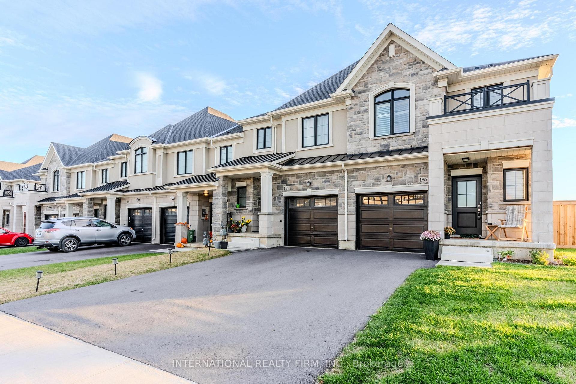 Photo 34 of 155 Aquasanta Crescent, Hamilton, Ryckmans — HOMEH