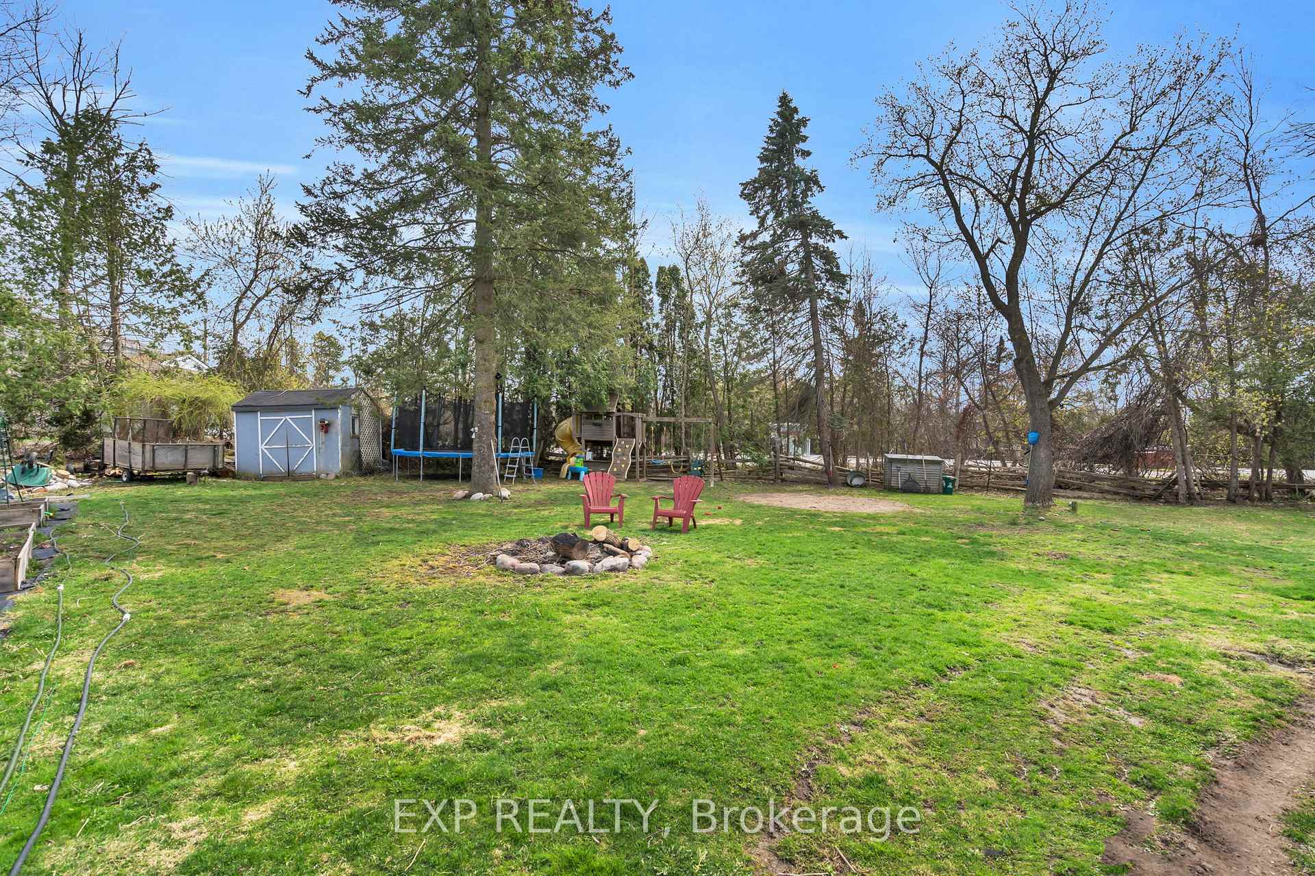 Photo 30 of 409 Centre Street, Brock, Beaverton — HOMEH