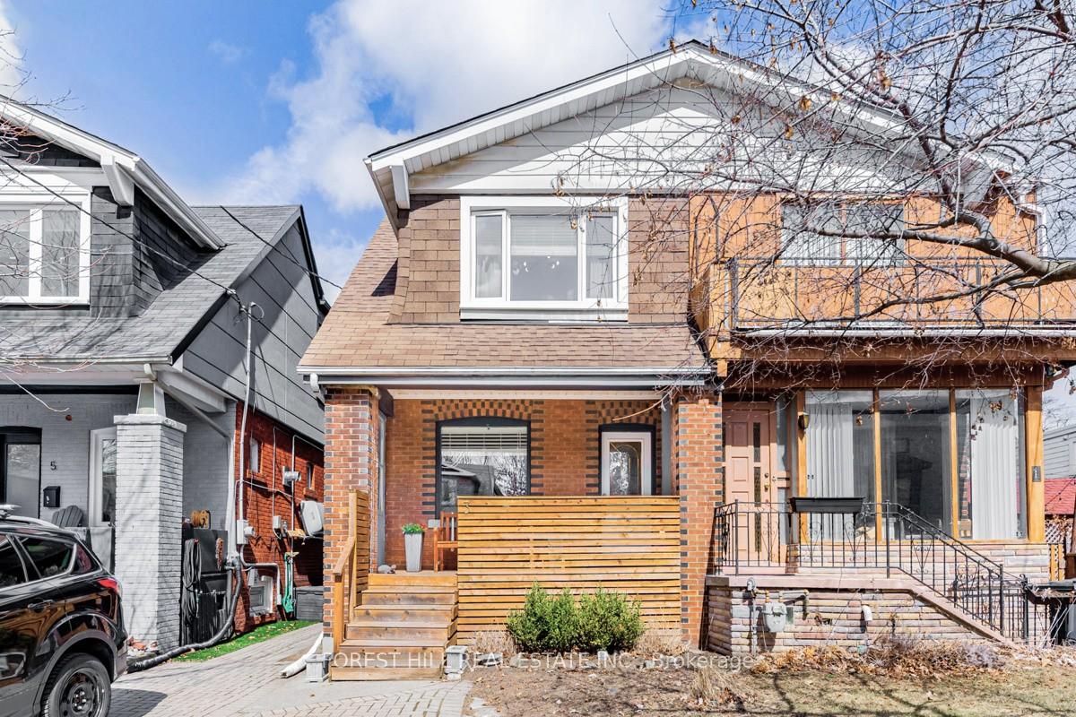 Photo 1 of 3 Dilworth Crescent, Toronto, Broadview North — HOMEH