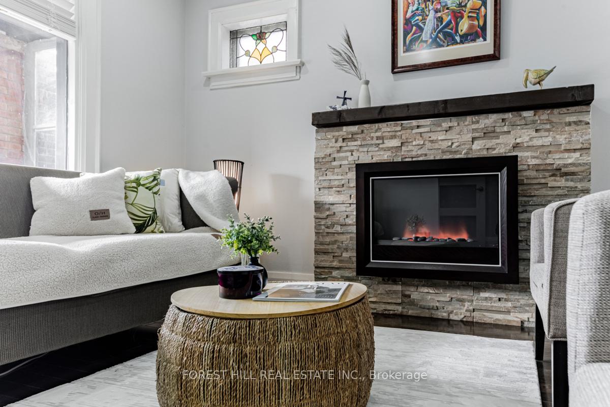 Photo 9 of 3 Dilworth Crescent, Toronto, Broadview North — HOMEH
