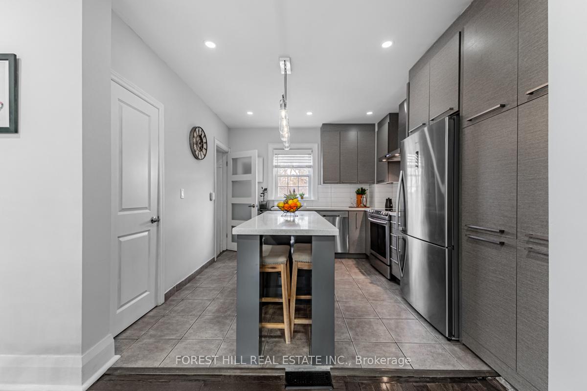 Photo 14 of 3 Dilworth Crescent, Toronto, Broadview North — HOMEH