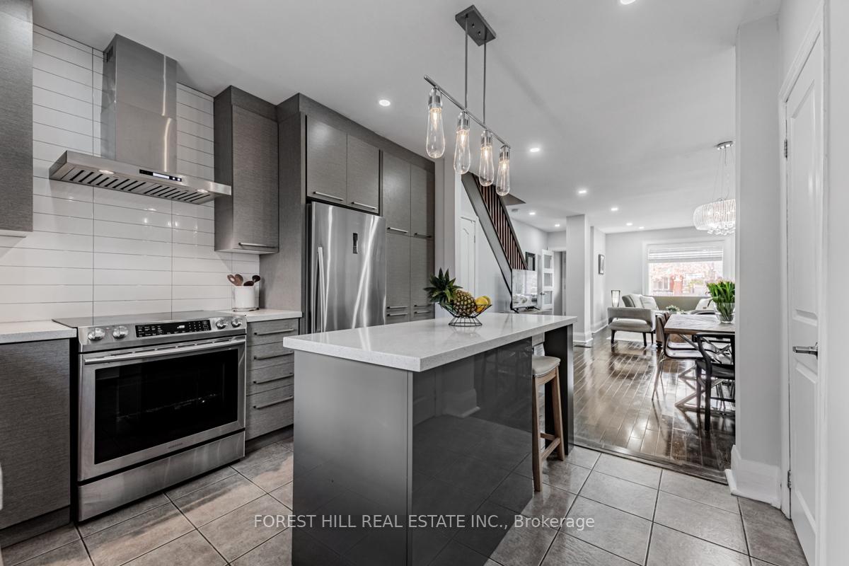 Photo 20 of 3 Dilworth Crescent, Toronto, Broadview North — HOMEH