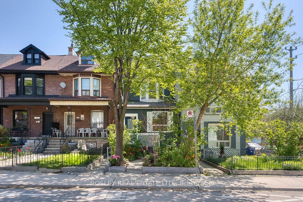 Front of 159A Gladstone Avenue