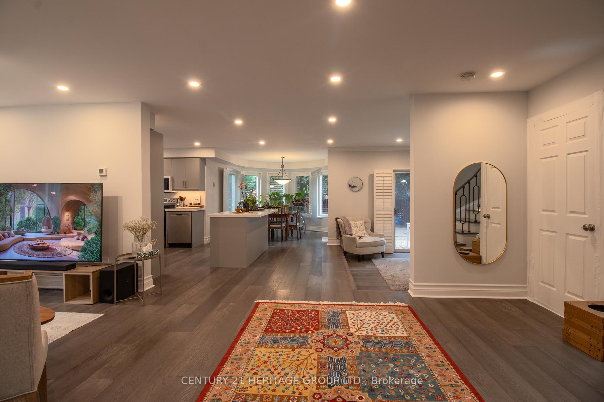 Photo 8 of 27 Charing Crescent, Aurora, Aurora Highlands — HOMEH