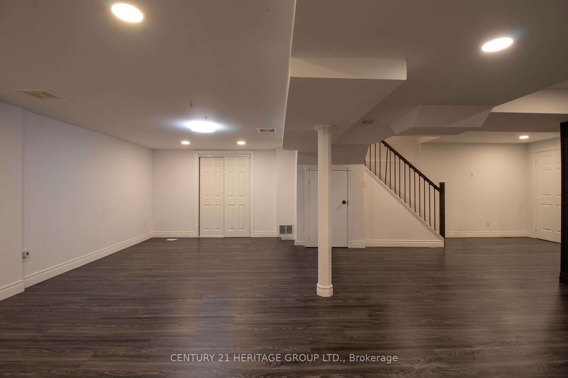 Photo 32 of 27 Charing Crescent, Aurora, Aurora Highlands — HOMEH