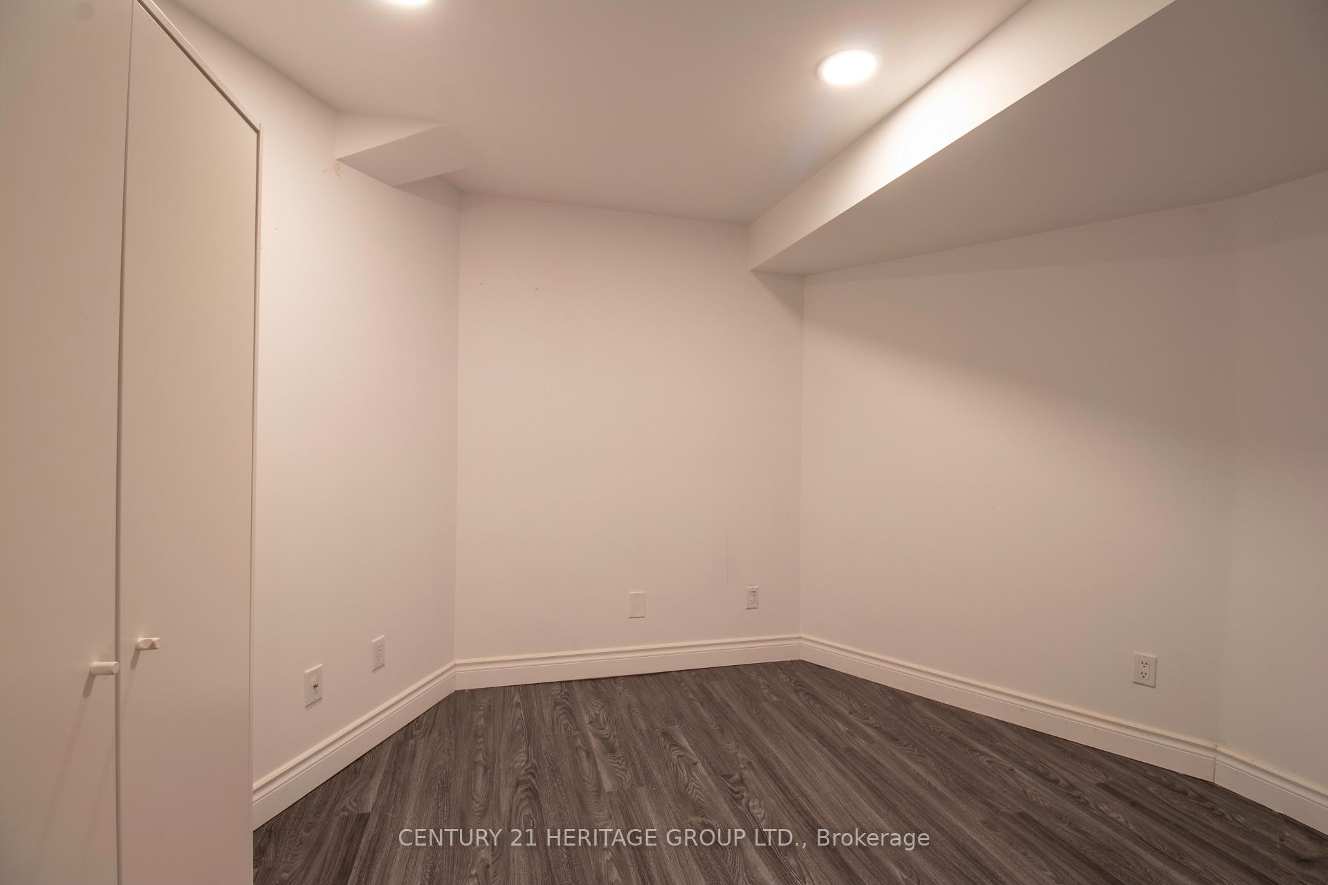 Photo 38 of 27 Charing Crescent, Aurora, Aurora Highlands — HOMEH