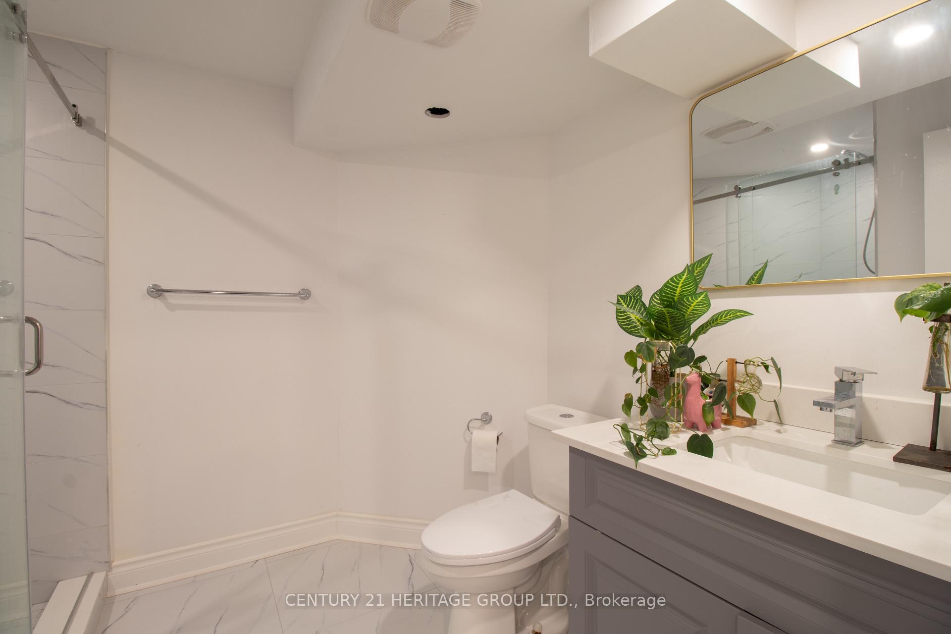 Photo 39 of 27 Charing Crescent, Aurora, Aurora Highlands — HOMEH