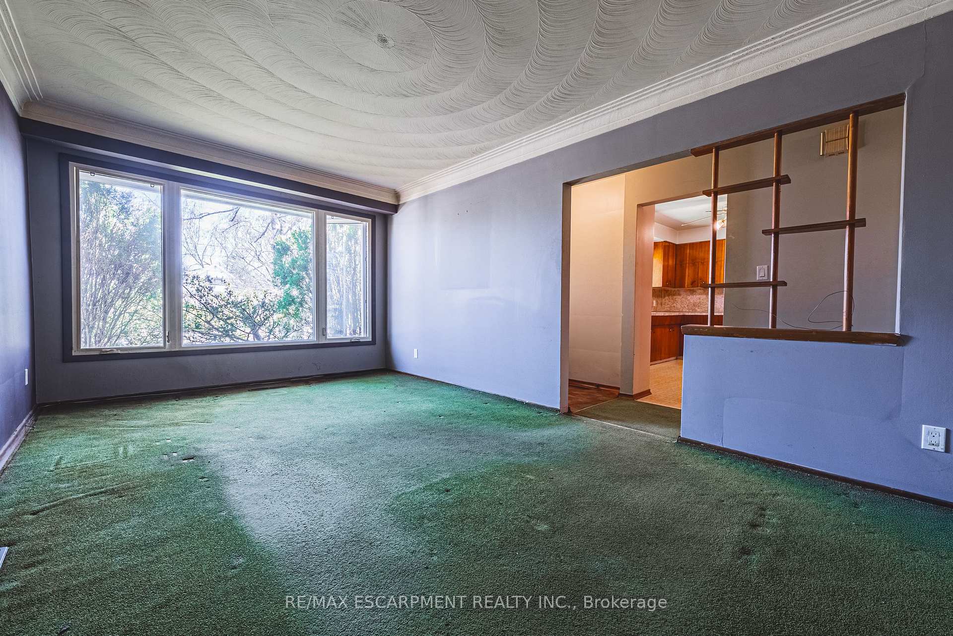 Photo 5 of 340 West 5th Street, Hamilton, Buchanan — HOMEH