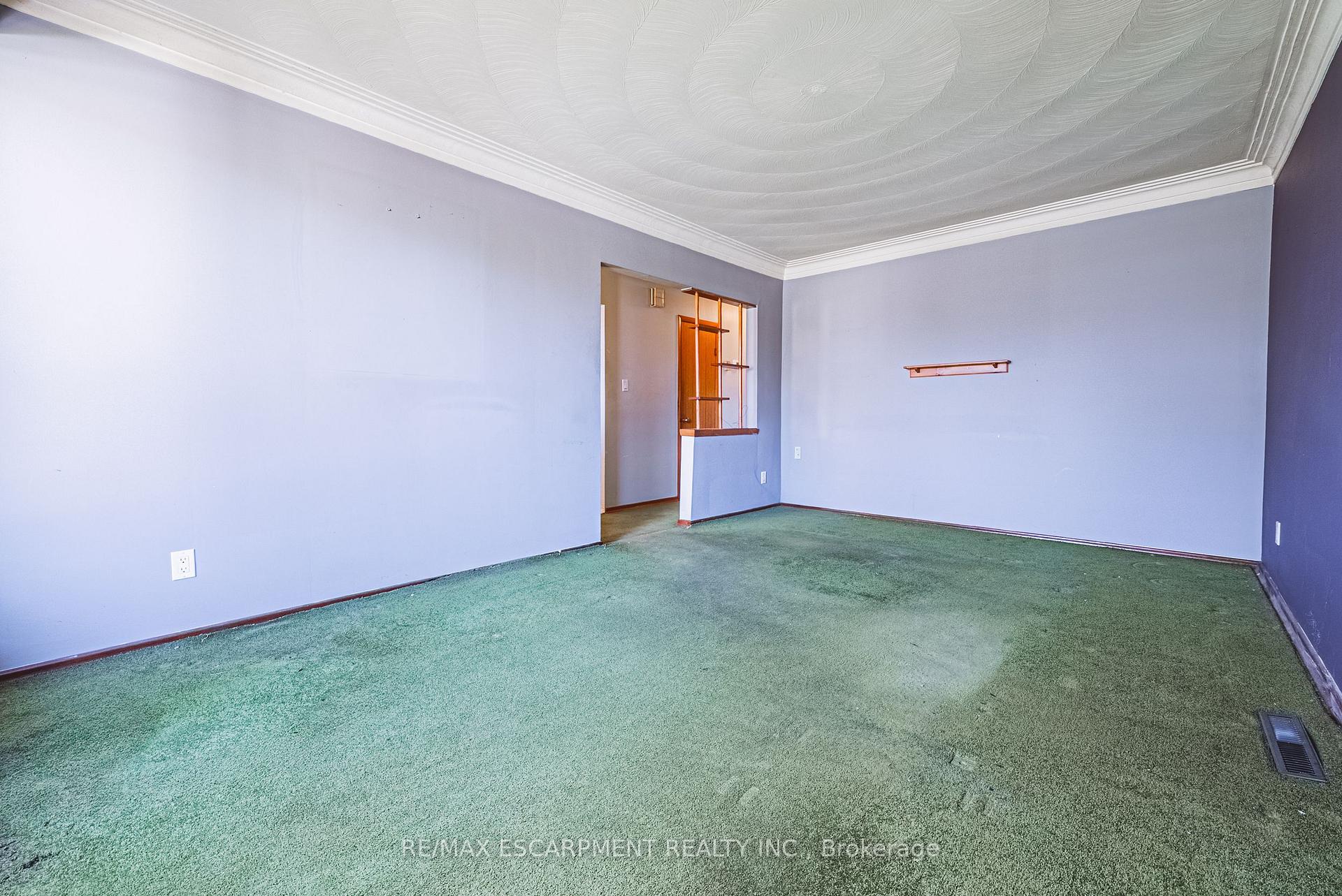 Photo 6 of 340 West 5th Street, Hamilton, Buchanan — HOMEH