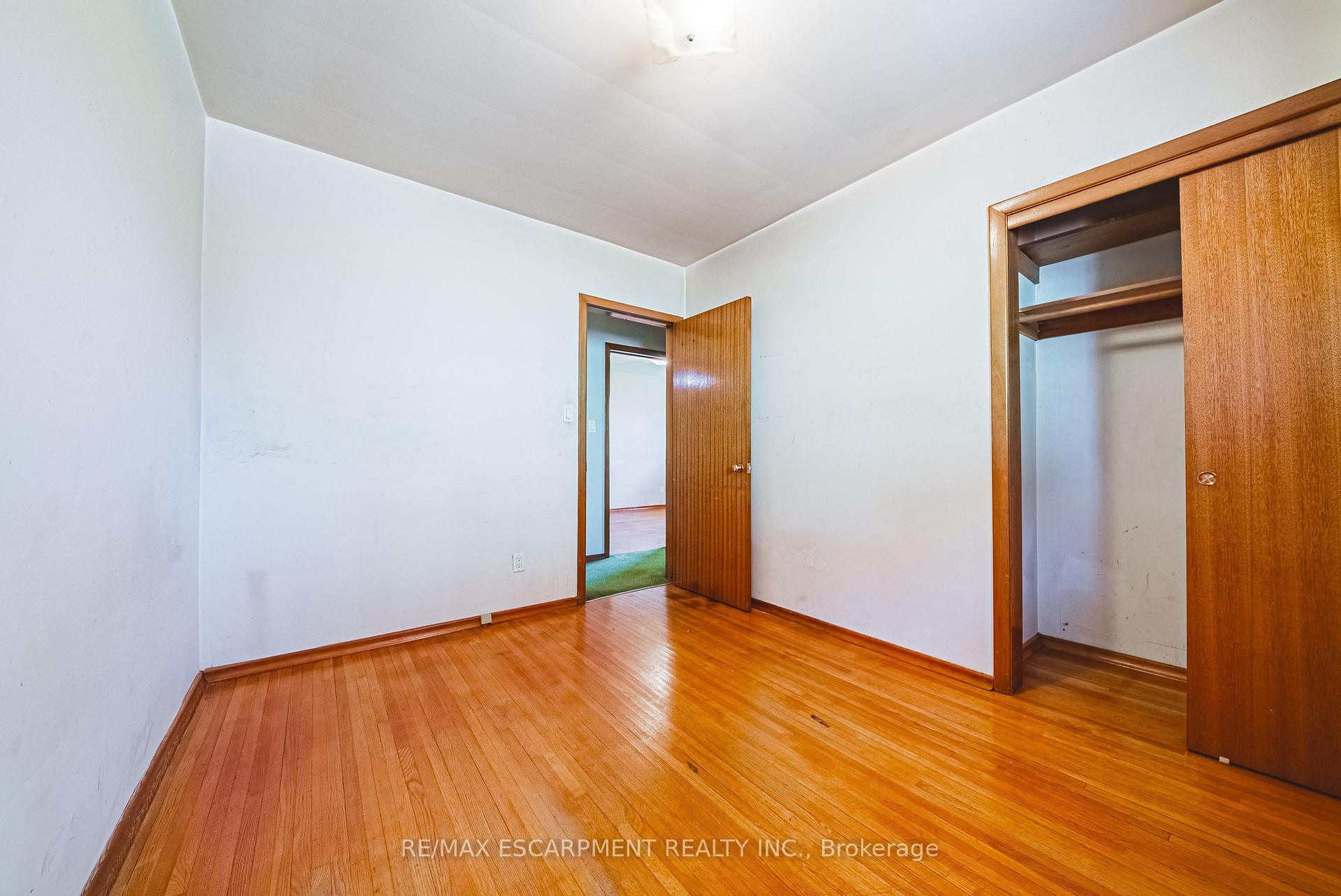 Photo 15 of 340 West 5th Street, Hamilton, Buchanan — HOMEH