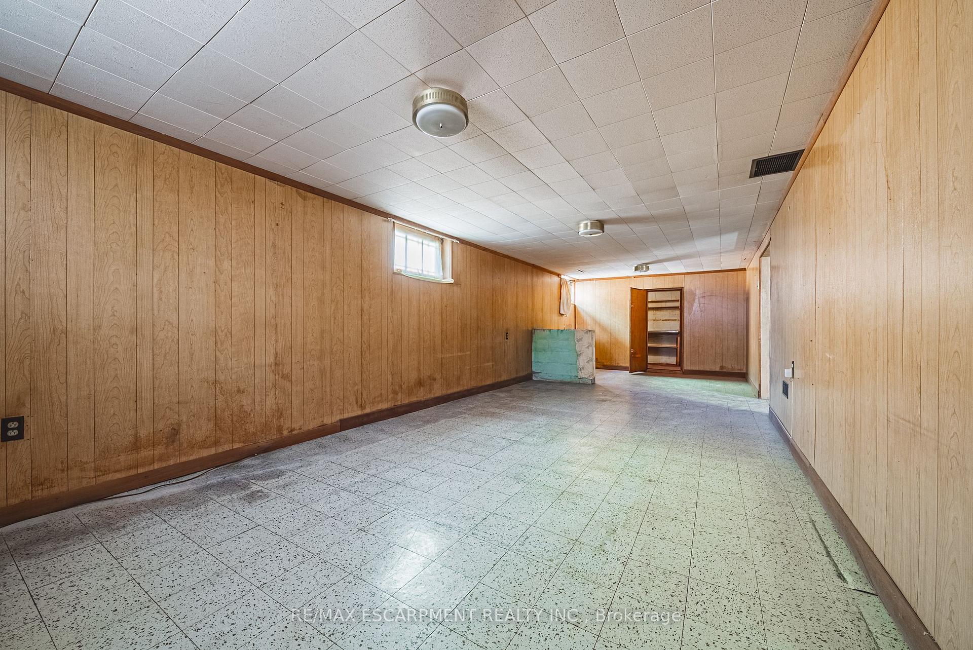 Photo 30 of 340 West 5th Street, Hamilton, Buchanan — HOMEH