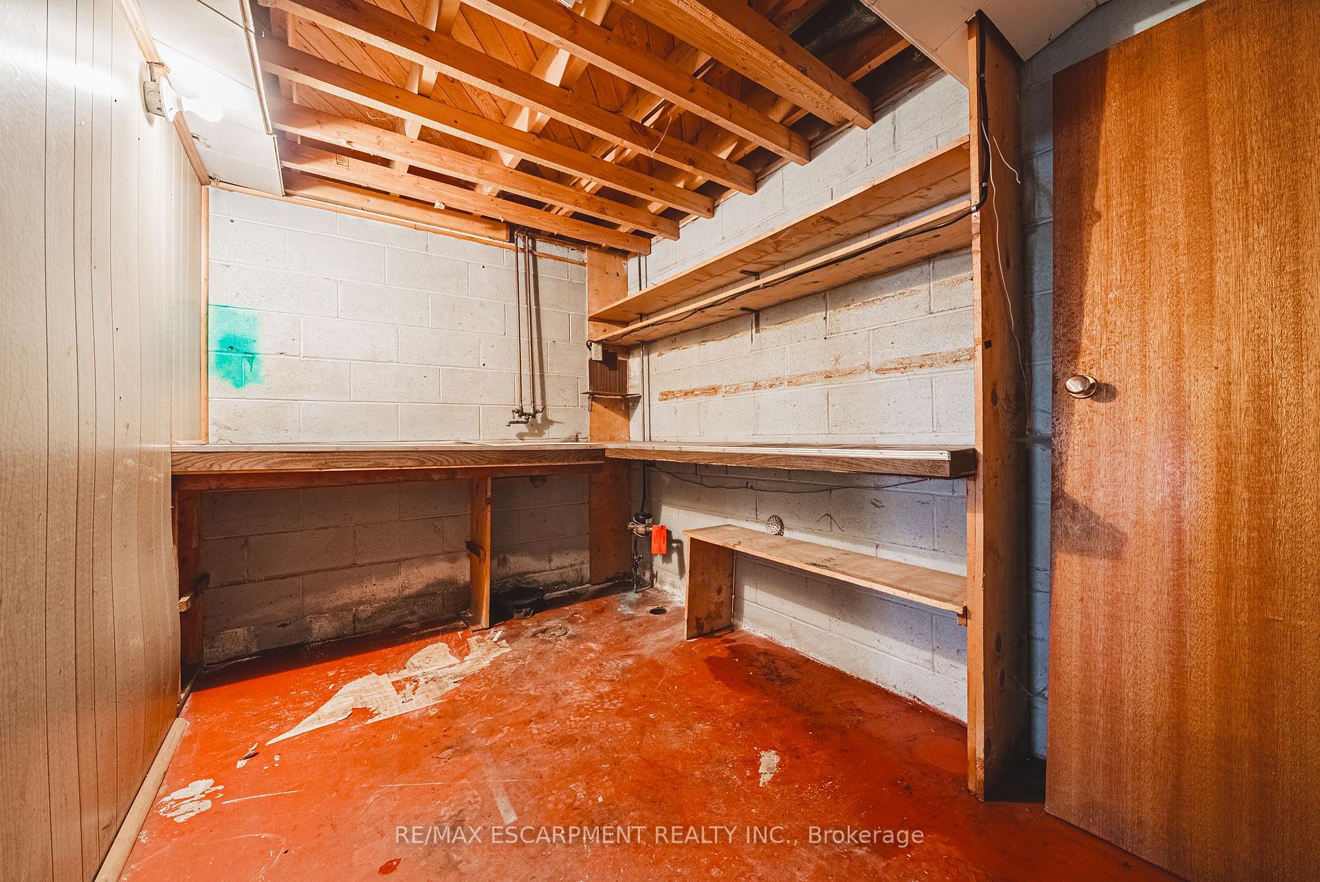 Photo 32 of 340 West 5th Street, Hamilton, Buchanan — HOMEH
