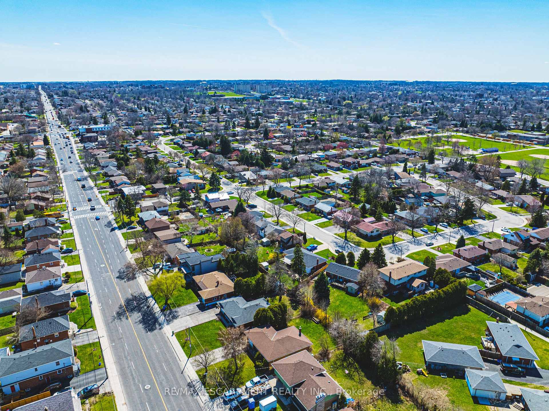 Photo 44 of 340 West 5th Street, Hamilton, Buchanan — HOMEH