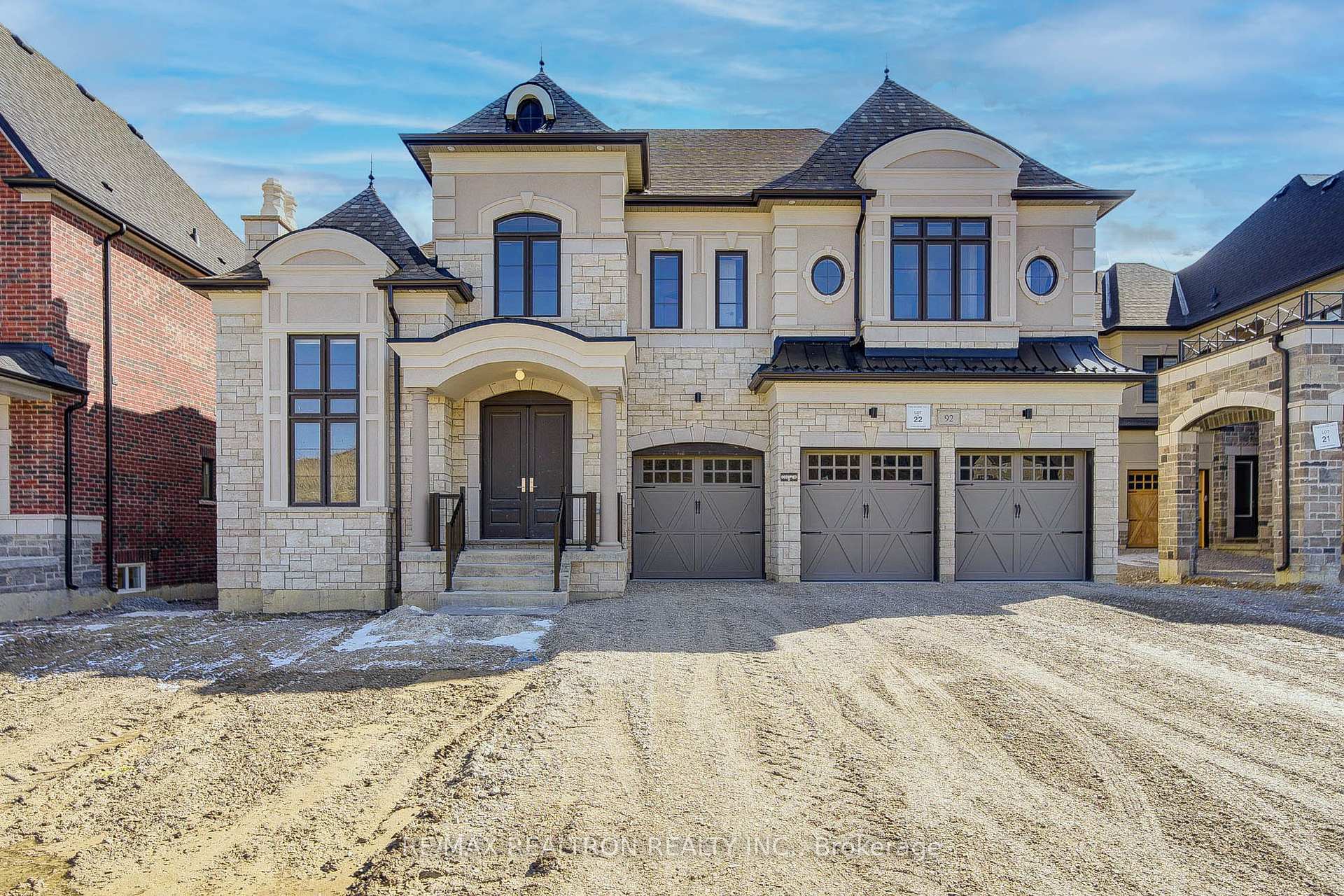 Front of 92 Sunny Acre Crescent