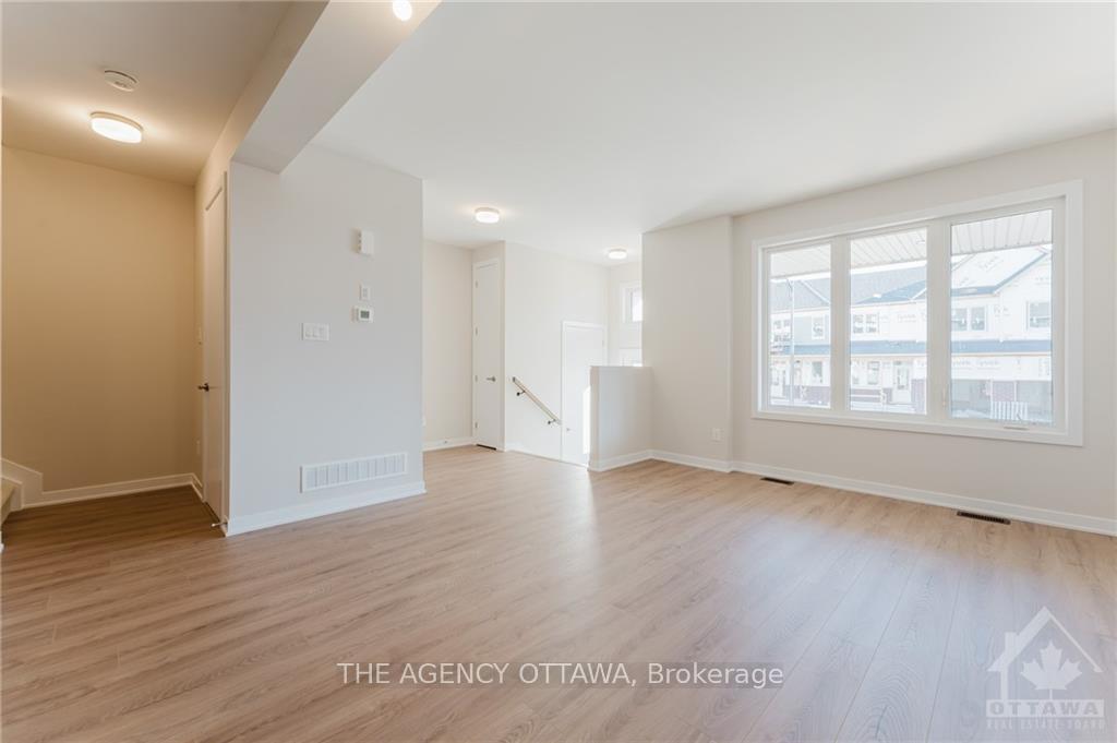 Photo 10 of 171 Beebalm Crescent, Ottawa, Barrhaven - Half Moon Bay — HOMEH