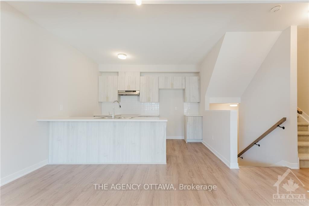 Photo 12 of 171 Beebalm Crescent, Ottawa, Barrhaven - Half Moon Bay — HOMEH