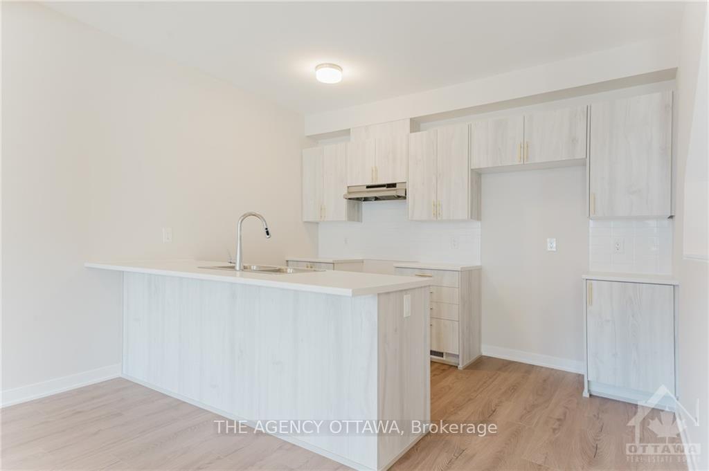 Photo 13 of 171 Beebalm Crescent, Ottawa, Barrhaven - Half Moon Bay — HOMEH