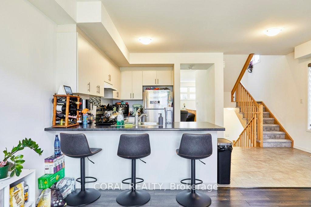 Photo 11 of 774 Heathrow Path, Oshawa, Samac — HOMEH