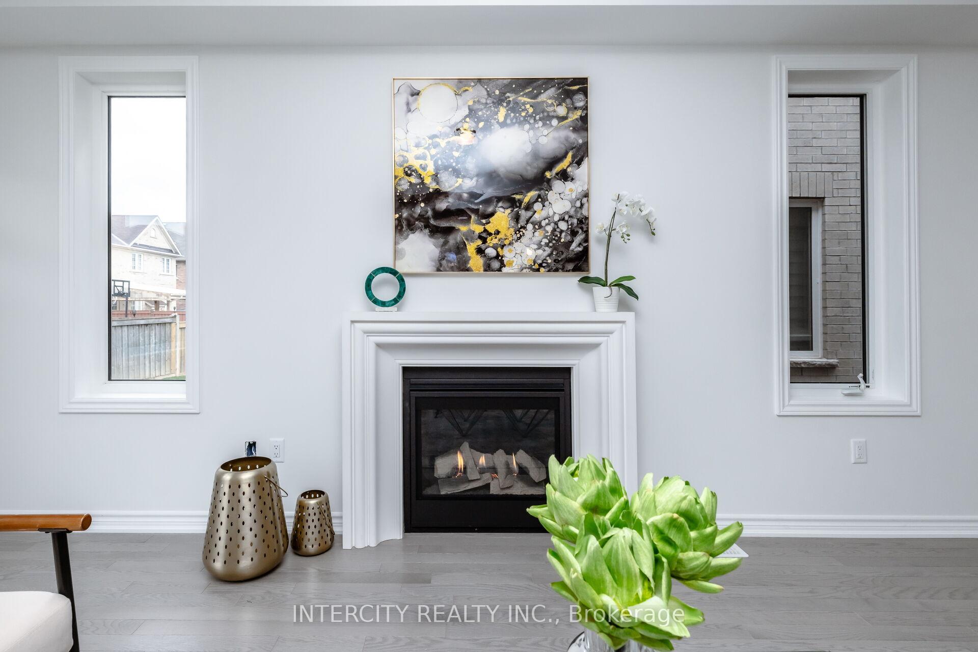 Photo 11 of 9 Dolomite Drive, Brampton, Bram East — HOMEH