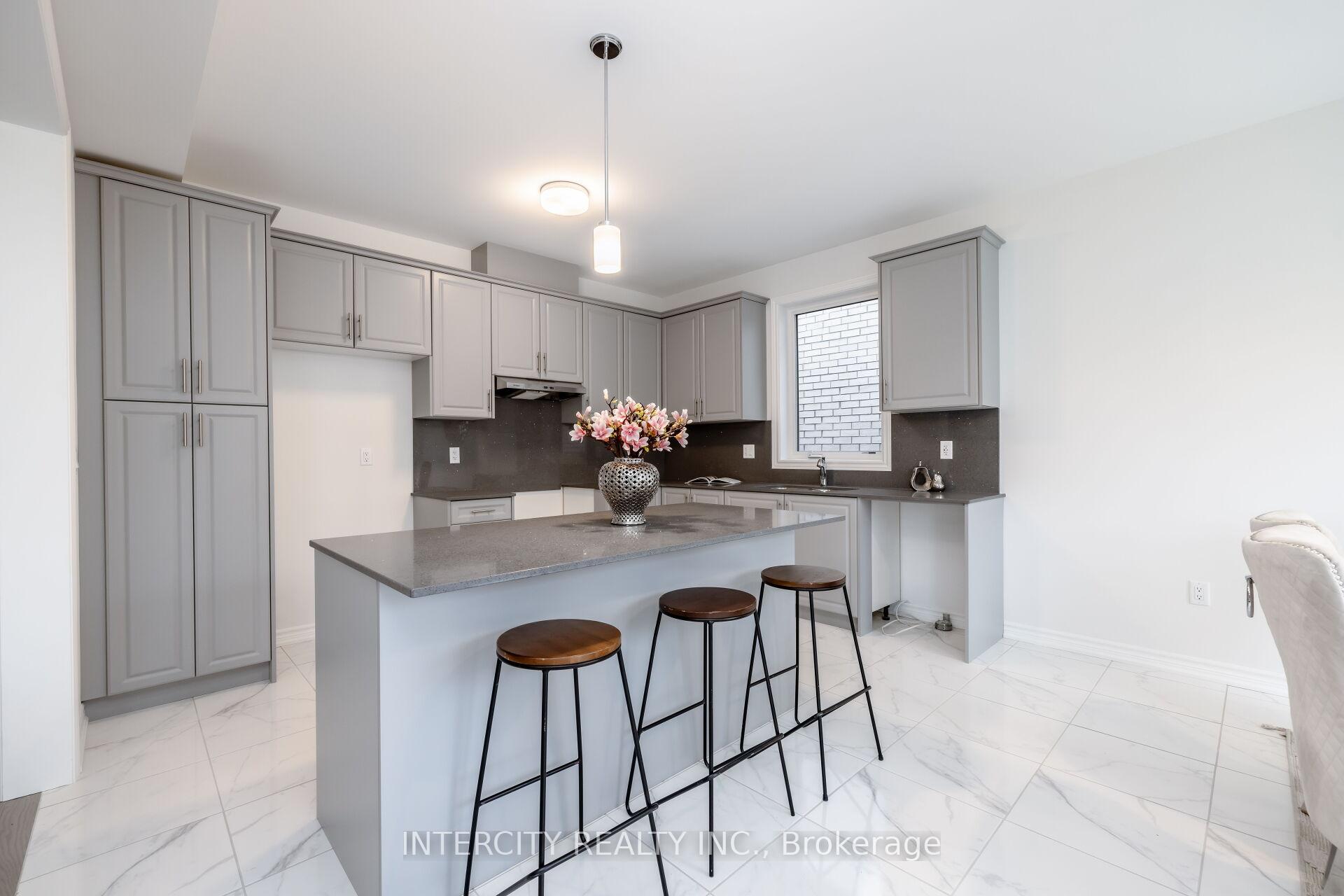 Photo 16 of 9 Dolomite Drive, Brampton, Bram East — HOMEH