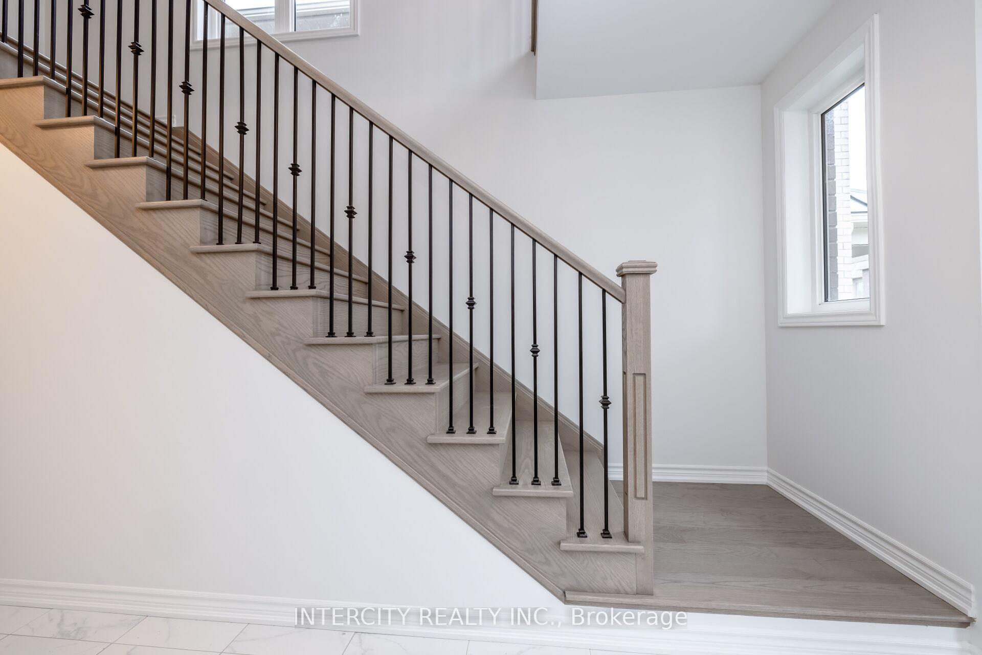 Photo 22 of 9 Dolomite Drive, Brampton, Bram East — HOMEH
