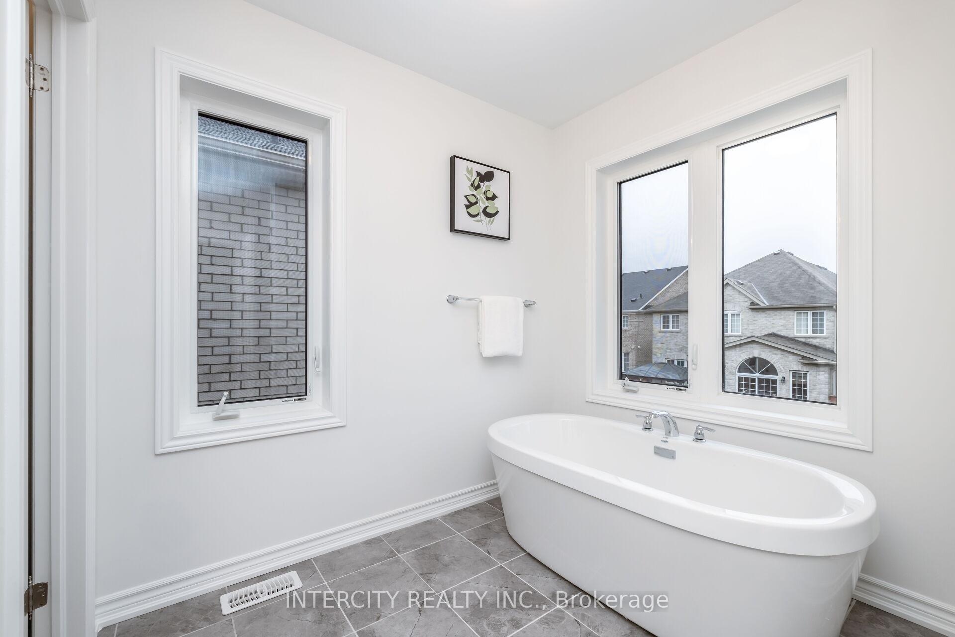 Photo 28 of 9 Dolomite Drive, Brampton, Bram East — HOMEH