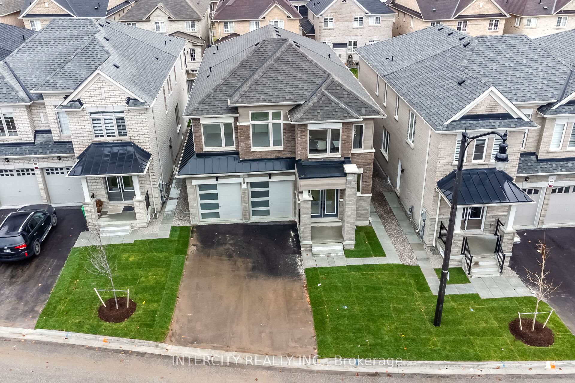 Photo 47 of 9 Dolomite Drive, Brampton, Bram East — HOMEH