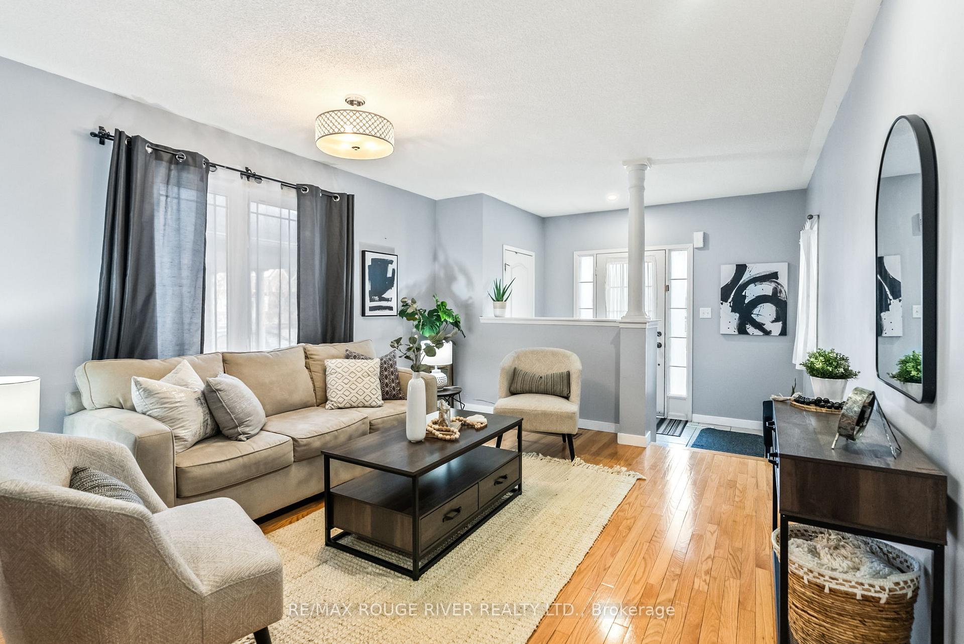 Photo 6 of 22 Thackery Drive, Ajax, Northeast Ajax — HOMEH